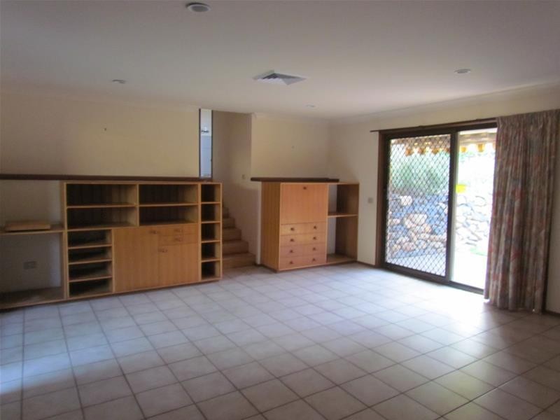 70 Murtha Drive, Elanora QLD 4221