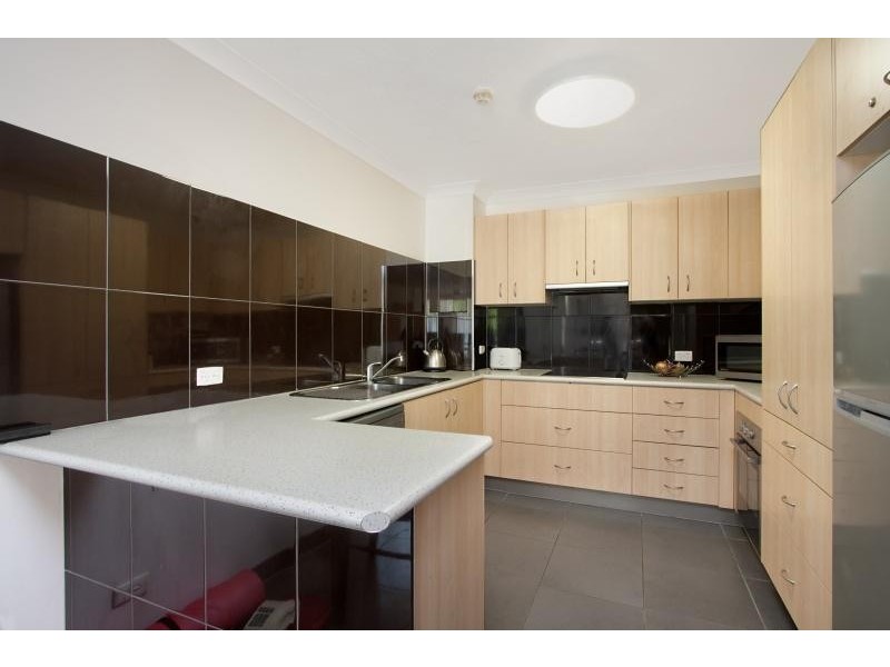 1/1111 Gold Coast Highway, Palm Beach QLD 4221