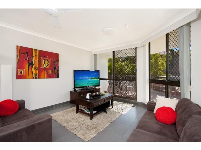 1/1111 Gold Coast Highway, Palm Beach QLD 4221