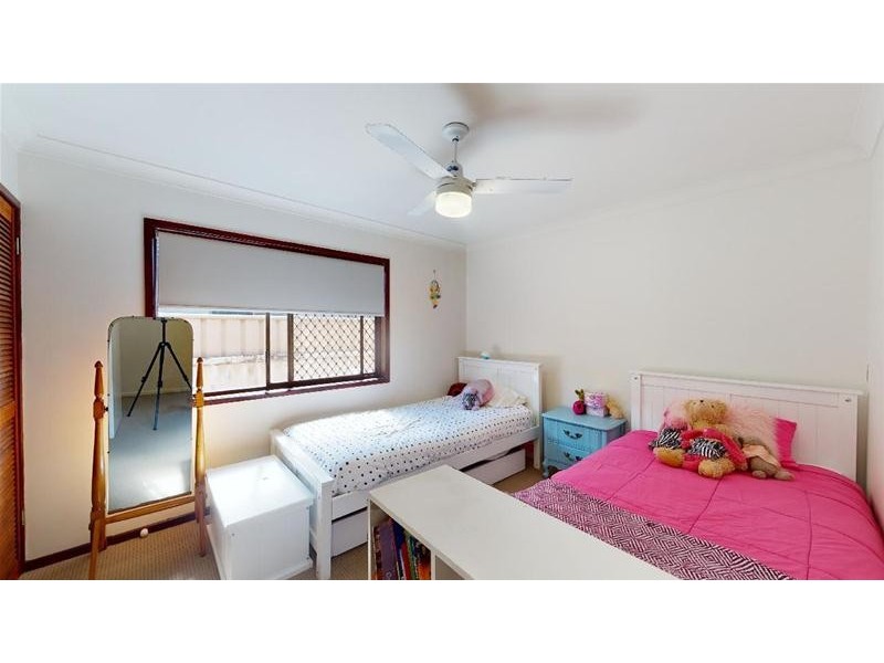 72 Philippine Parade, Palm Beach QLD 4221