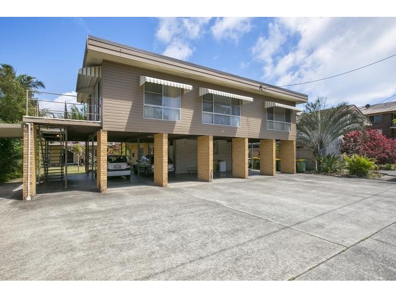 4/58 Sarawak Avenue, Palm Beach QLD 4221
