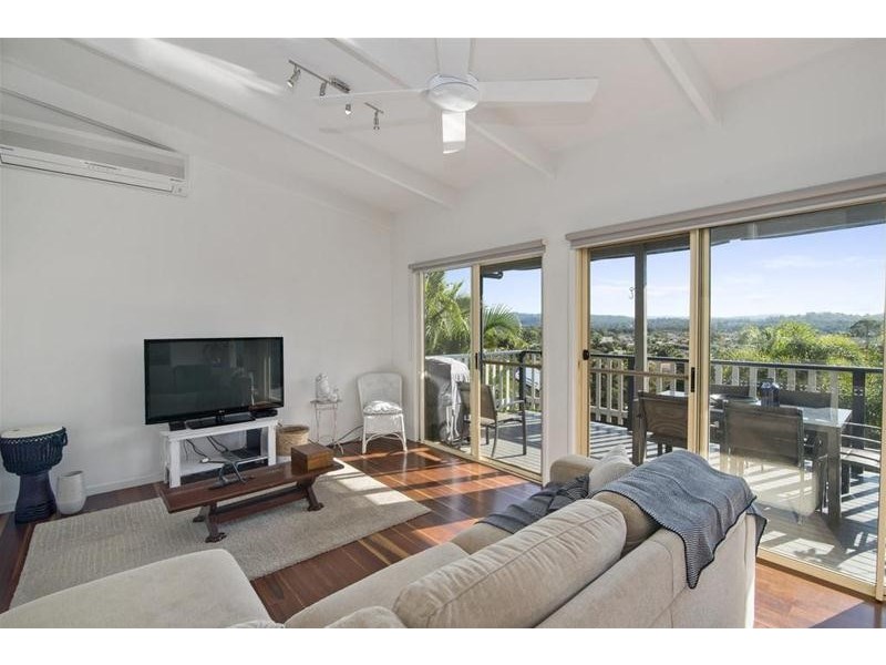 6 Wiluna Court, Elanora QLD 4221