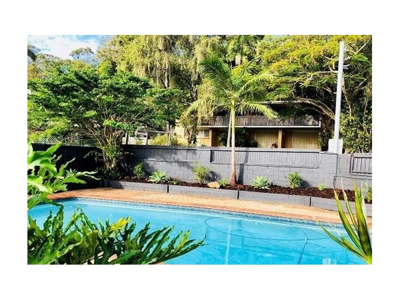28 George Street East Road, Burleigh Heads QLD 4220