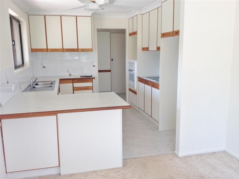 126 Burleigh Street, Burleigh Waters QLD 4220