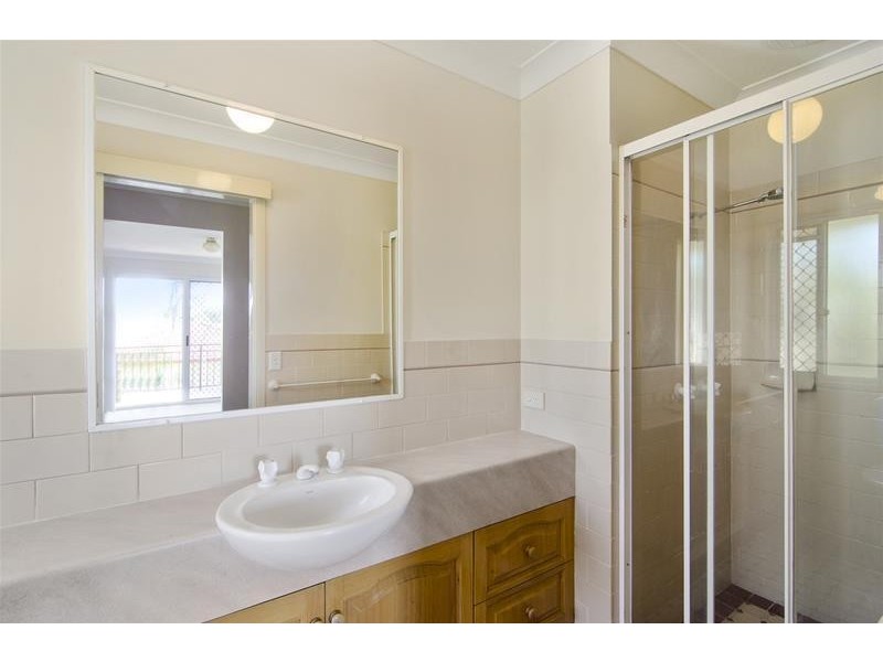 2/46 Tallebudgera Drive, Palm Beach QLD 4221