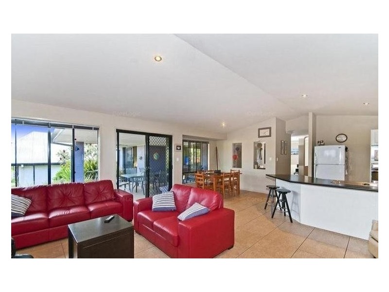 3 Casey Close, Currumbin Waters QLD 4223