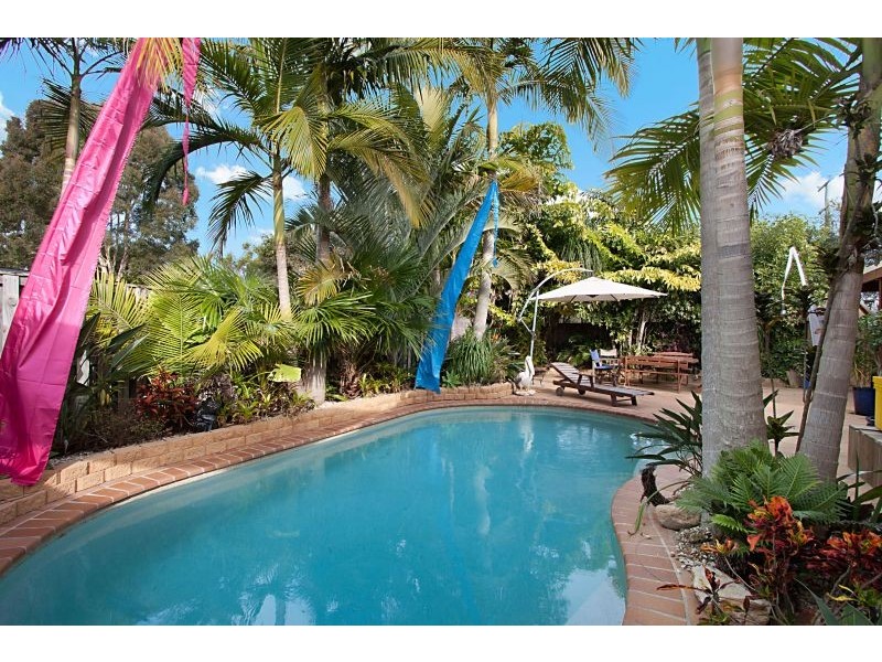 9 Kalmia Court, Elanora QLD 4221