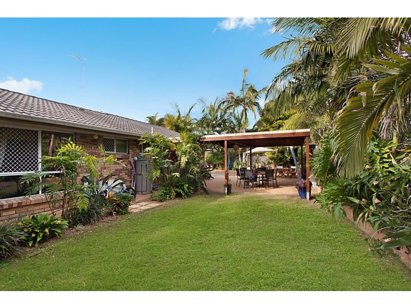 9 Kalmia Court, Elanora QLD 4221