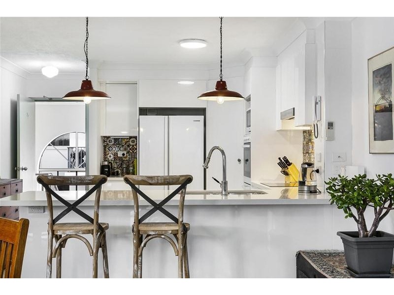 25/15-17 South Street, Coolangatta QLD 4225