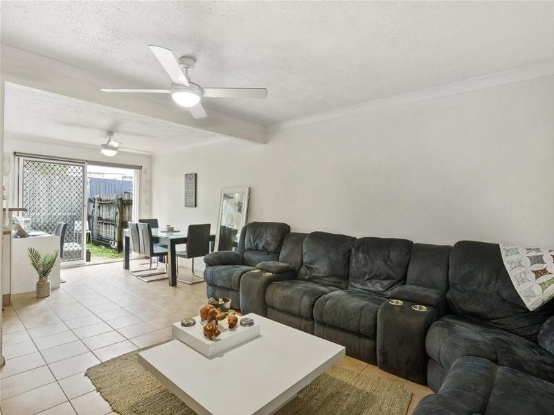 19/2 Coolgardie Street, Elanora QLD 4221