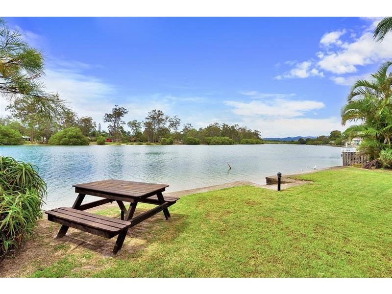 8/40 Guineas Creek Road, Currumbin Waters QLD 4223