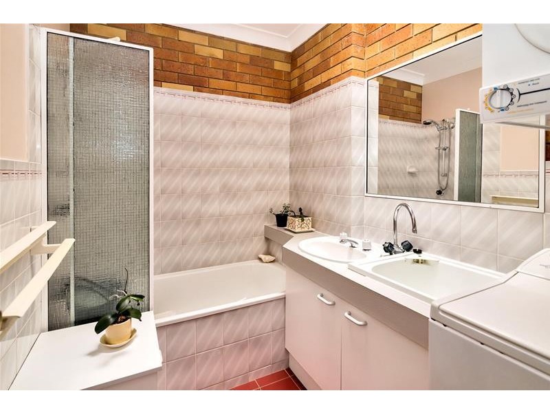 8/40 Guineas Creek Road, Currumbin Waters QLD 4223