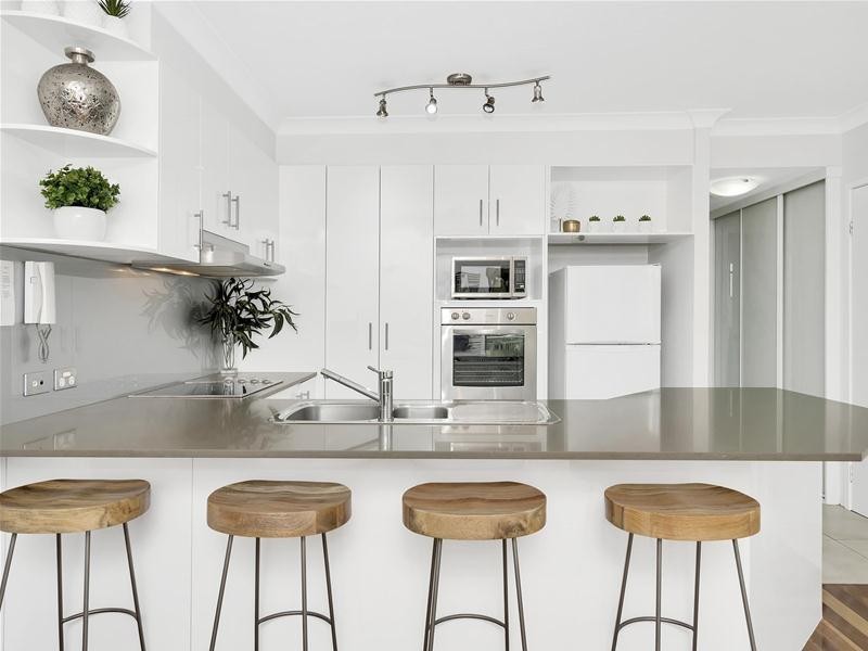 12/955 Gold Coast Highway, Palm Beach QLD 4221