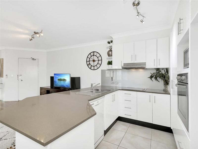 12/955 Gold Coast Highway, Palm Beach QLD 4221