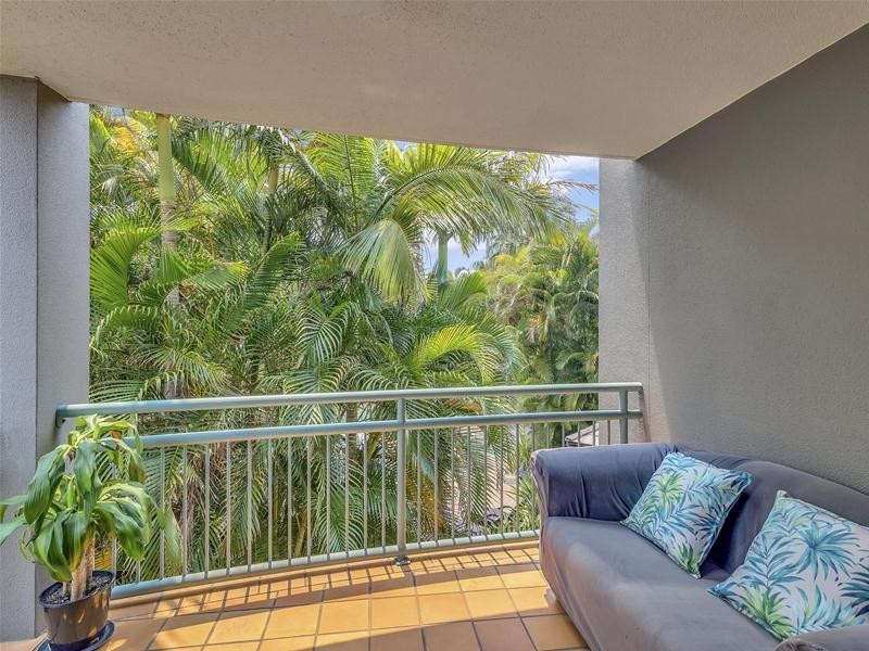 12/955 Gold Coast Highway, Palm Beach QLD 4221