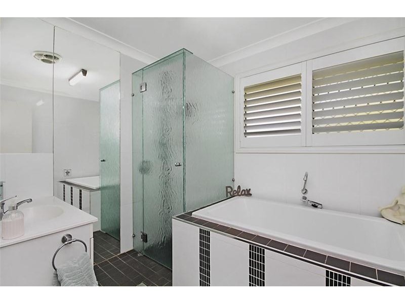 2/26 Darnel Street, Elanora QLD 4221