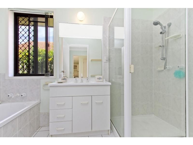 1/21 Oasis Crescent, Elanora QLD 4221