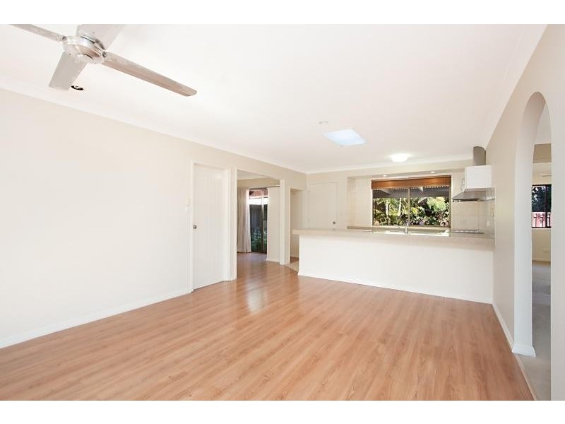 1/6 Guineas Creek Road, Currumbin Waters QLD 4223