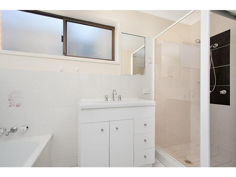 1/6 Guineas Creek Road, Currumbin Waters QLD 4223