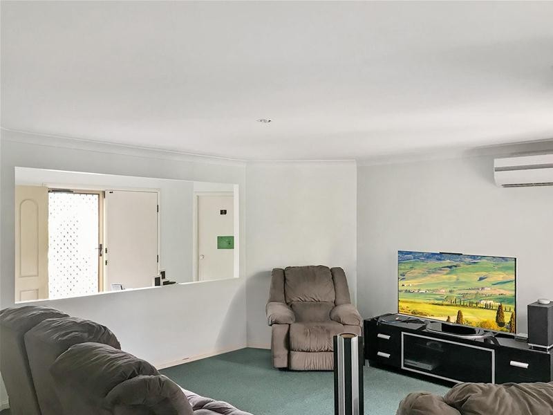 56 Casuarina Drive, Elanora QLD 4221