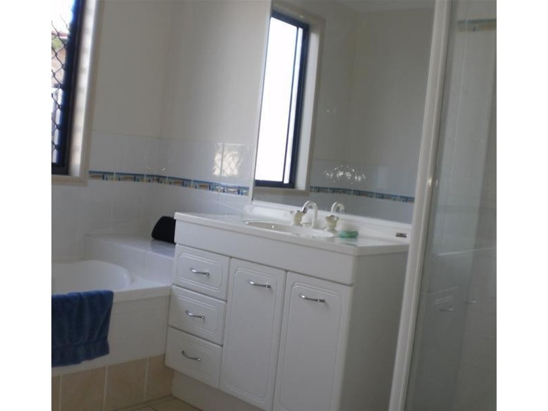 7 Brushbox Street, Elanora QLD 4221