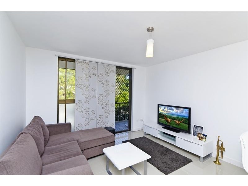 4/1374 Gold Coast Highway, Palm Beach QLD 4221