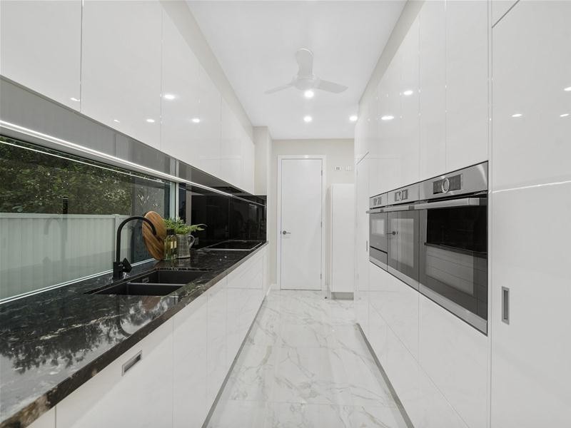 2130 Tallebudgera Drive, Palm Beach QLD 4221