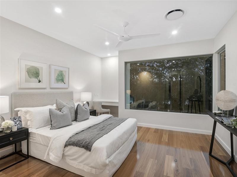 2130 Tallebudgera Drive, Palm Beach QLD 4221