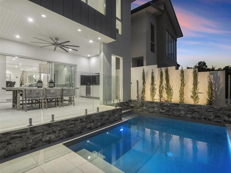 2130 Tallebudgera Drive, Palm Beach QLD 4221