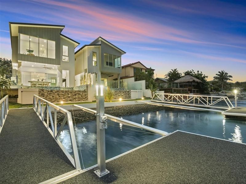 2130 Tallebudgera Drive, Palm Beach QLD 4221