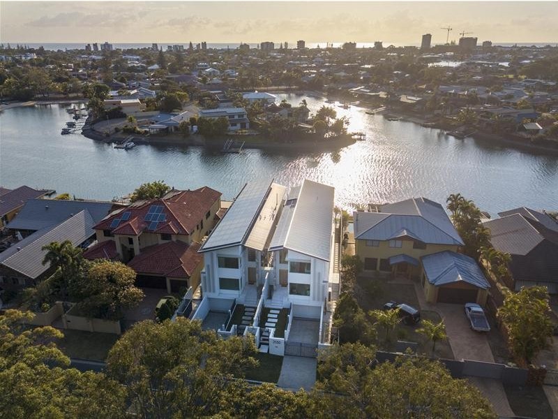 2130 Tallebudgera Drive, Palm Beach QLD 4221