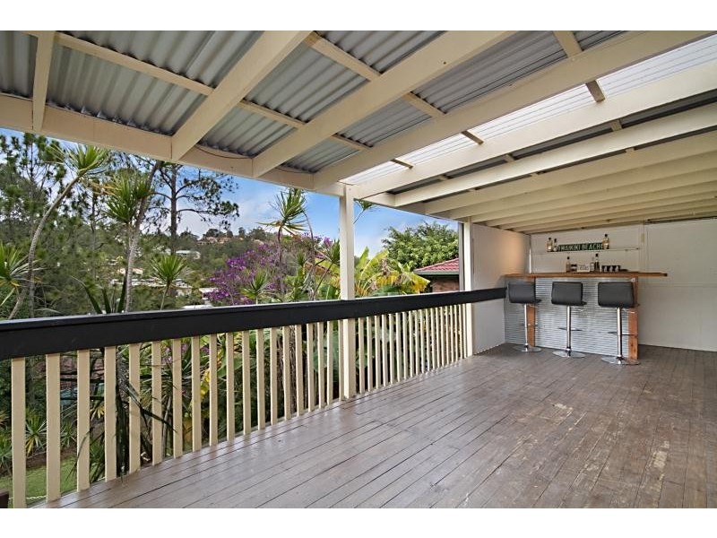 71 Avocado Street, Elanora QLD 4221