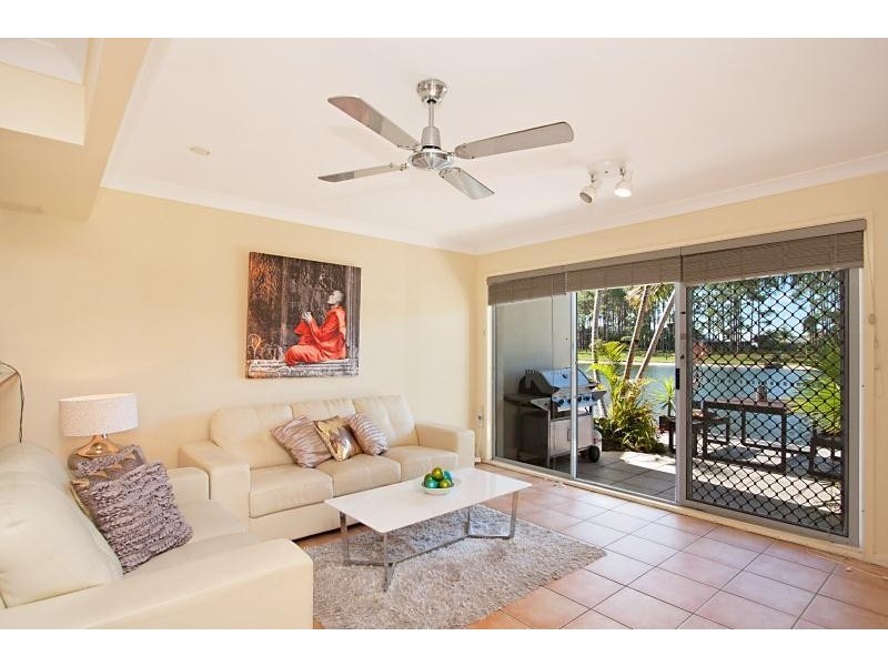 43/2 Coolgardie Street, Elanora QLD 4221