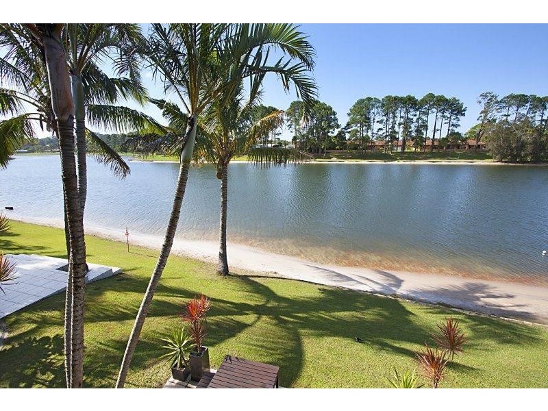 43/2 Coolgardie Street, Elanora QLD 4221