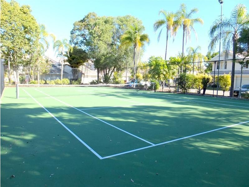 43/2 Coolgardie Street, Elanora QLD 4221