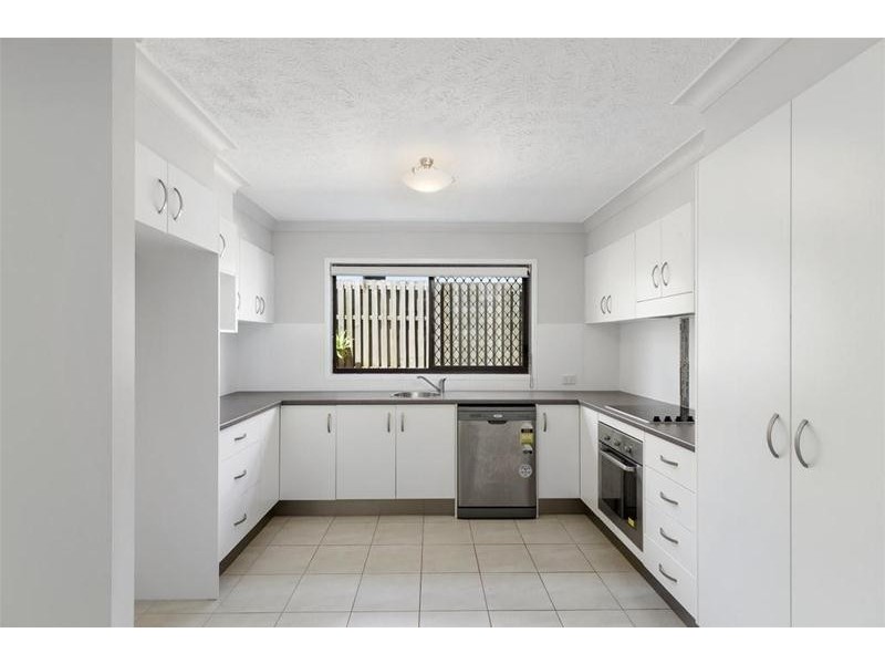 1/14 Fourteenth Avenue, Palm Beach QLD 4221