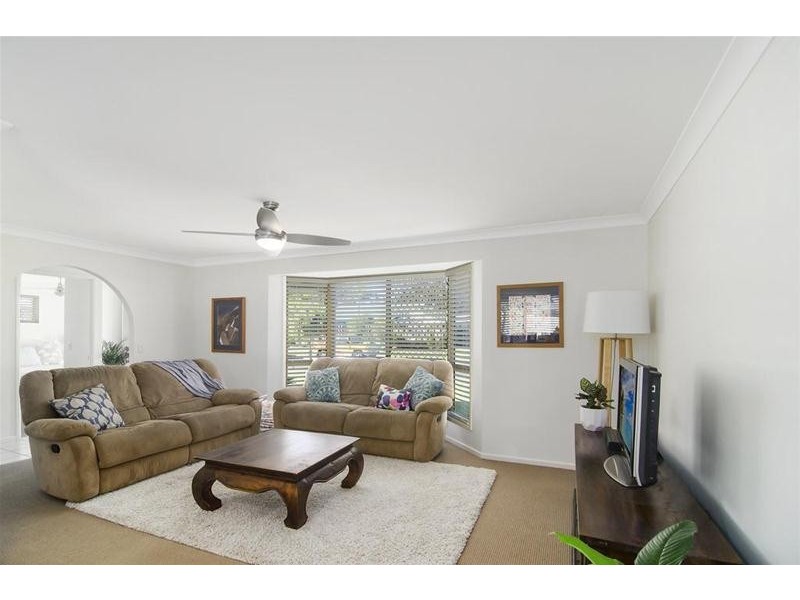 3 Mollys  Place, Currumbin Waters QLD 4223