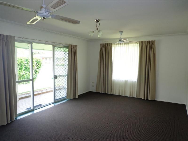 19 Denawen Street, Palm Beach QLD 4221