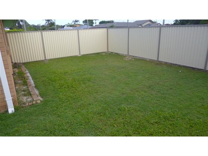 19 Denawen Street, Palm Beach QLD 4221