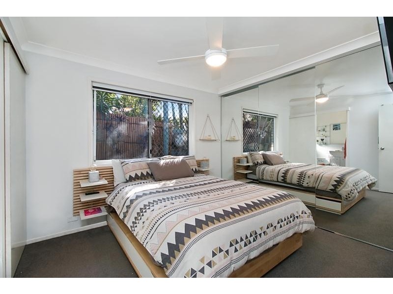 5 Century Court, Currumbin Waters QLD 4223