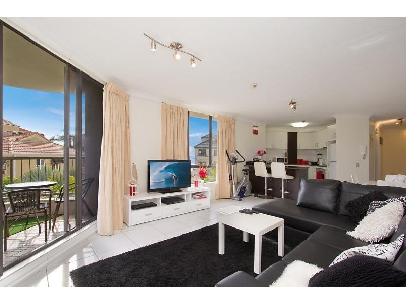 4/1187 Gold Coast Highway, Palm Beach QLD 4221