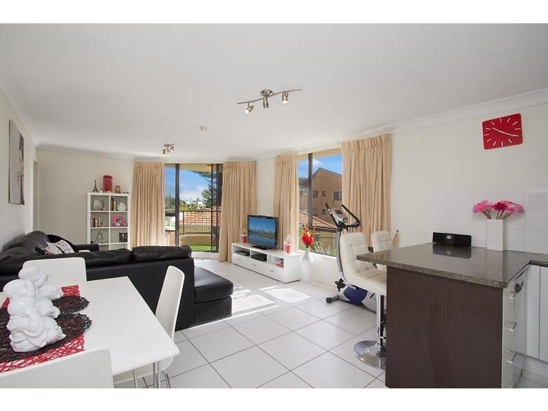 4/1187 Gold Coast Highway, Palm Beach QLD 4221