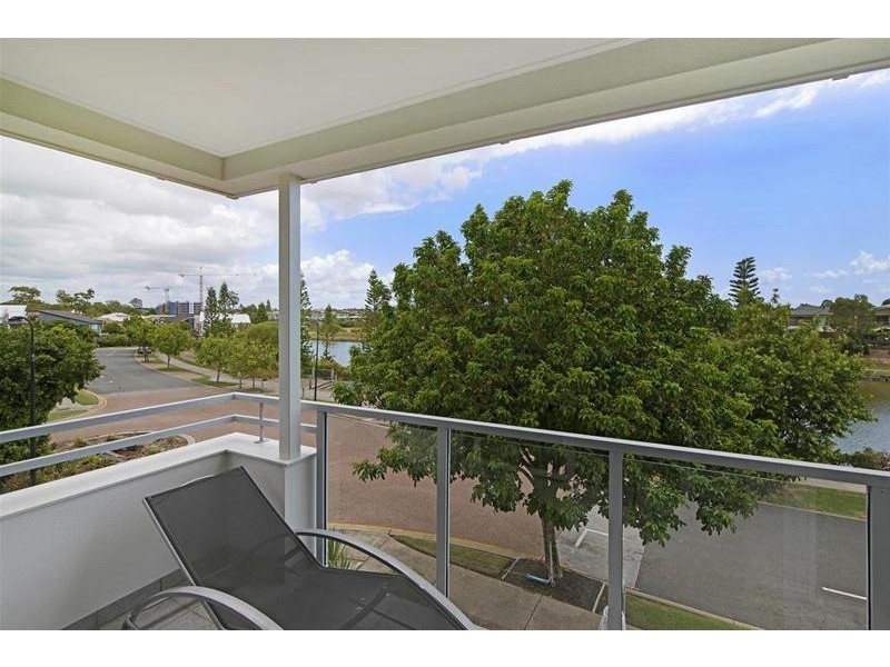 13/31 Port Peyra Crescent, Varsity Lakes QLD 4227