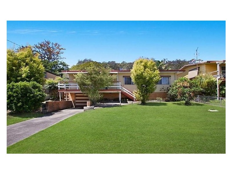 102 West Burleigh Road, Burleigh Heads QLD 4220