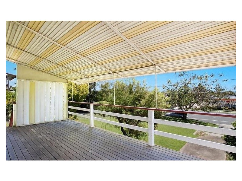 102 West Burleigh Road, Burleigh Heads QLD 4220