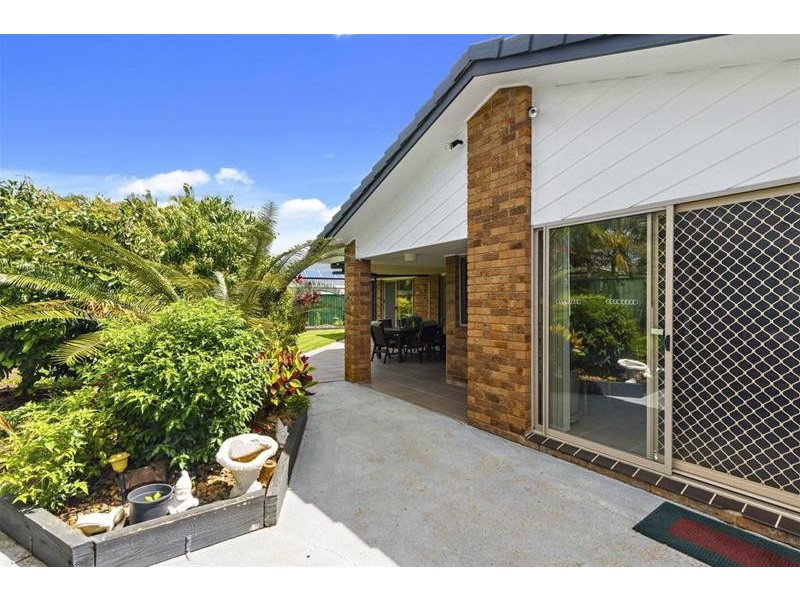 247  Nineteenth Avenue, Elanora QLD 4221