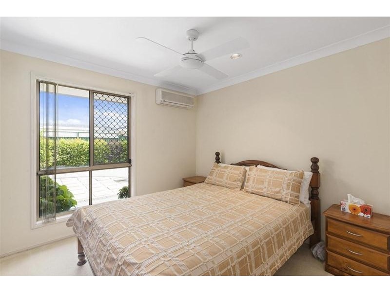 247  Nineteenth Avenue, Elanora QLD 4221