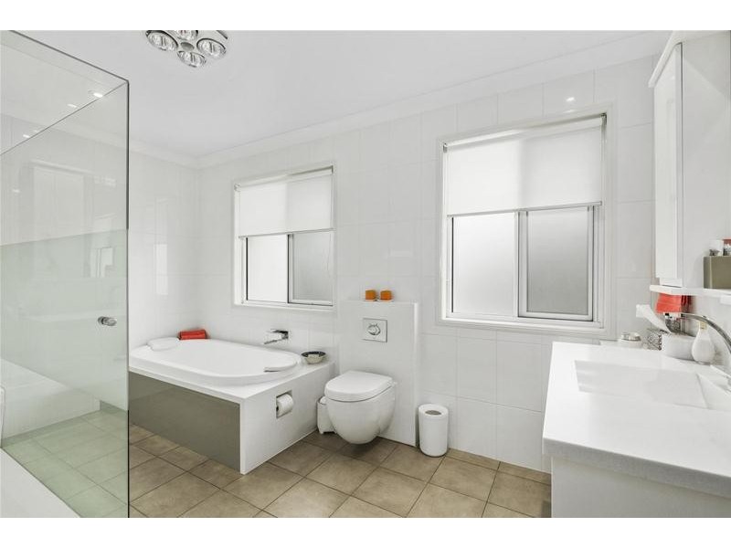 Villa 2/4 Fifteenth Avenue, Palm Beach QLD 4221