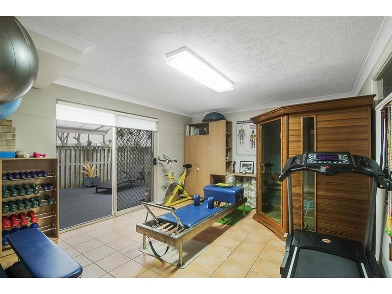 Villa 2/4 Fifteenth Avenue, Palm Beach QLD 4221