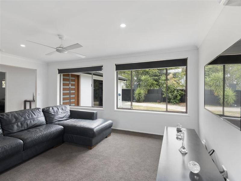 94 Nineteenth Avenue, Palm Beach QLD 4221